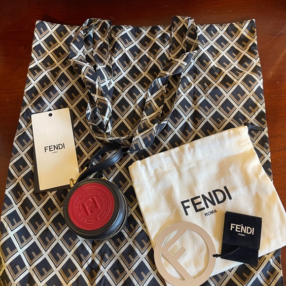 🔥Fendi Tote Bag Charm - Picture 3 of 6